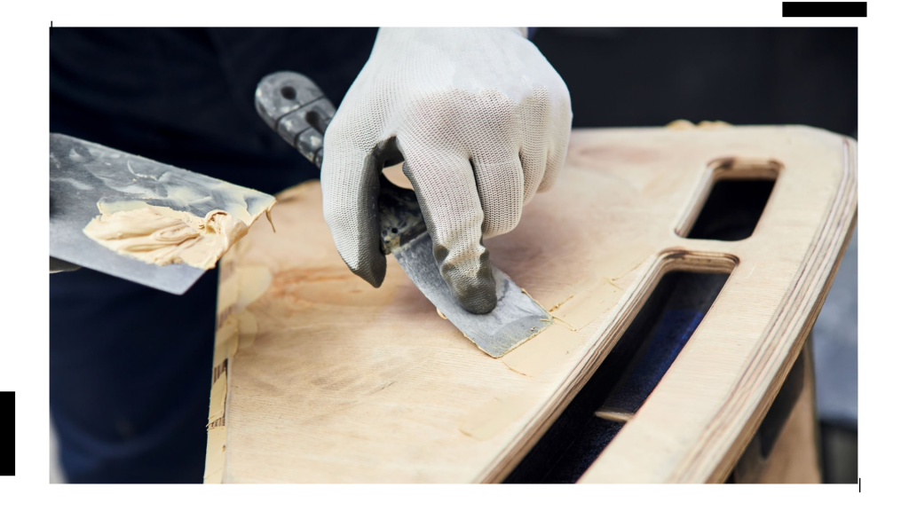 สีโป๊วไม้